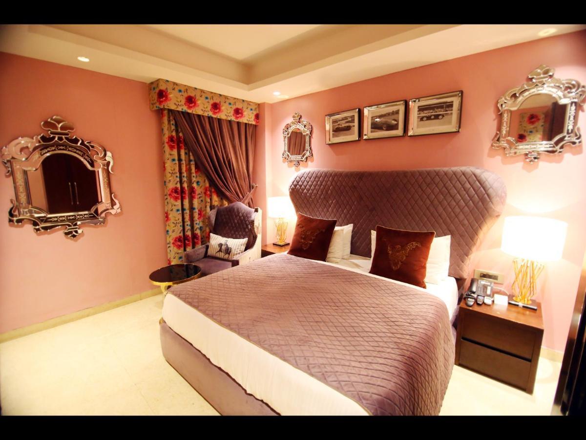 Ivy House Bed & Breakfast Delhi  Exterior photo