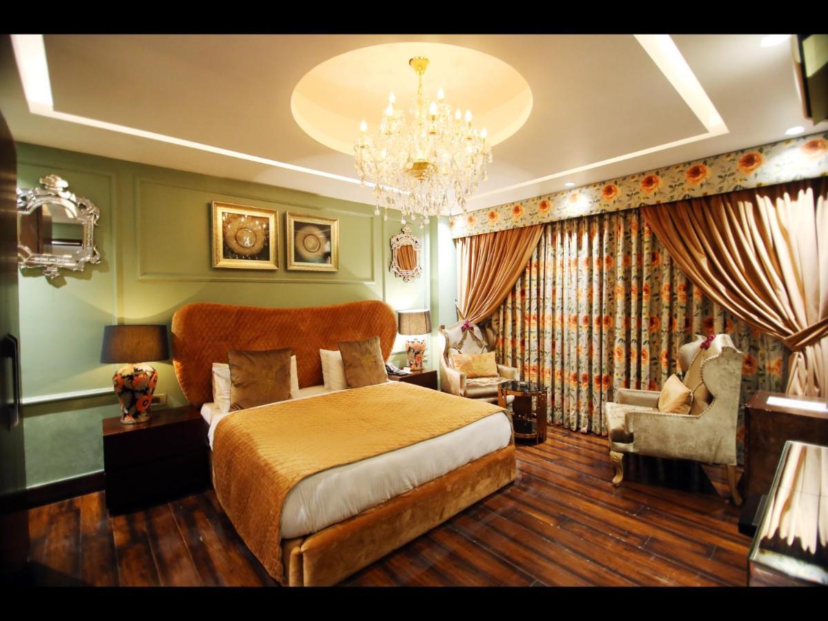Ivy House Bed & Breakfast Delhi  Exterior photo